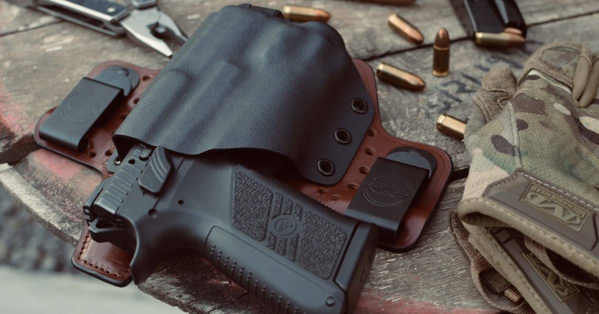 cz p07 light bearing owb holster