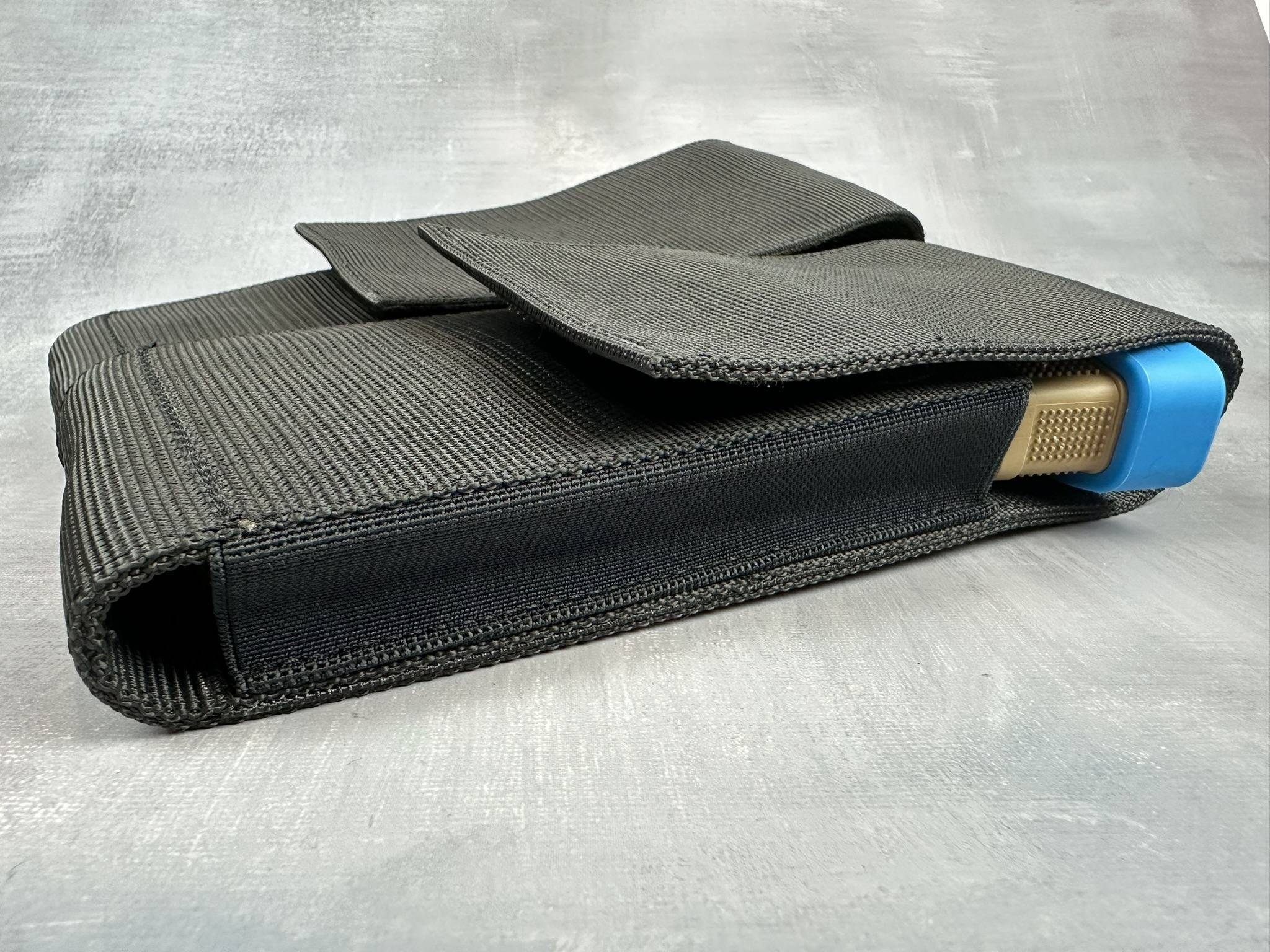 ar 15 magazine pouch