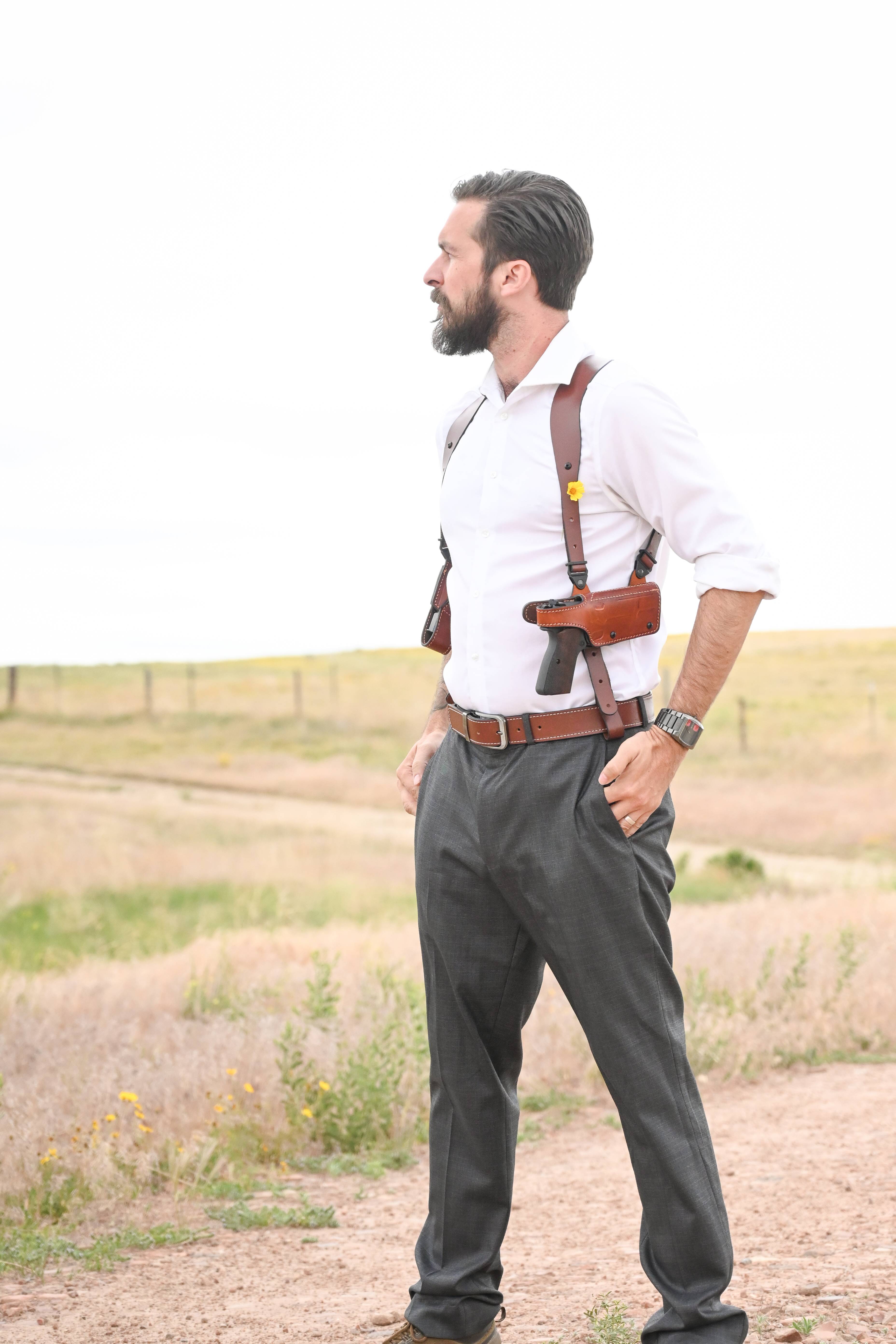 how to wear a shoulder holster