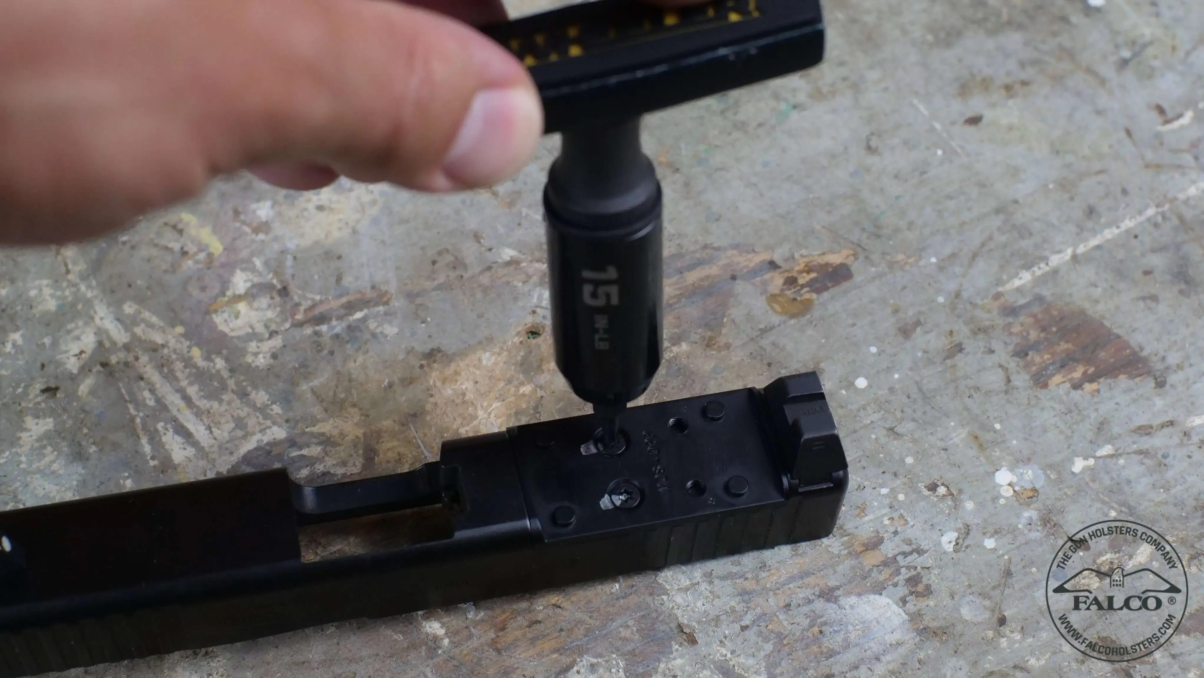 Using torque wrench on the Glock slide